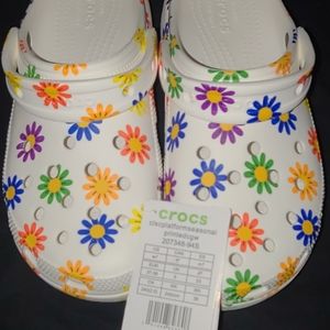 Crocs Platforms W7 Graphic Flower Power print